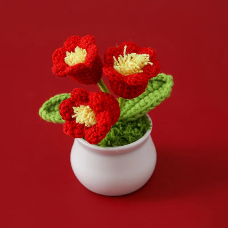 Tulip Handmade Crochet Flowers Potted Finished Woven Bouquet Artificial  Knitted Flower Valentine\'s Day Gift Home Desktop Decor