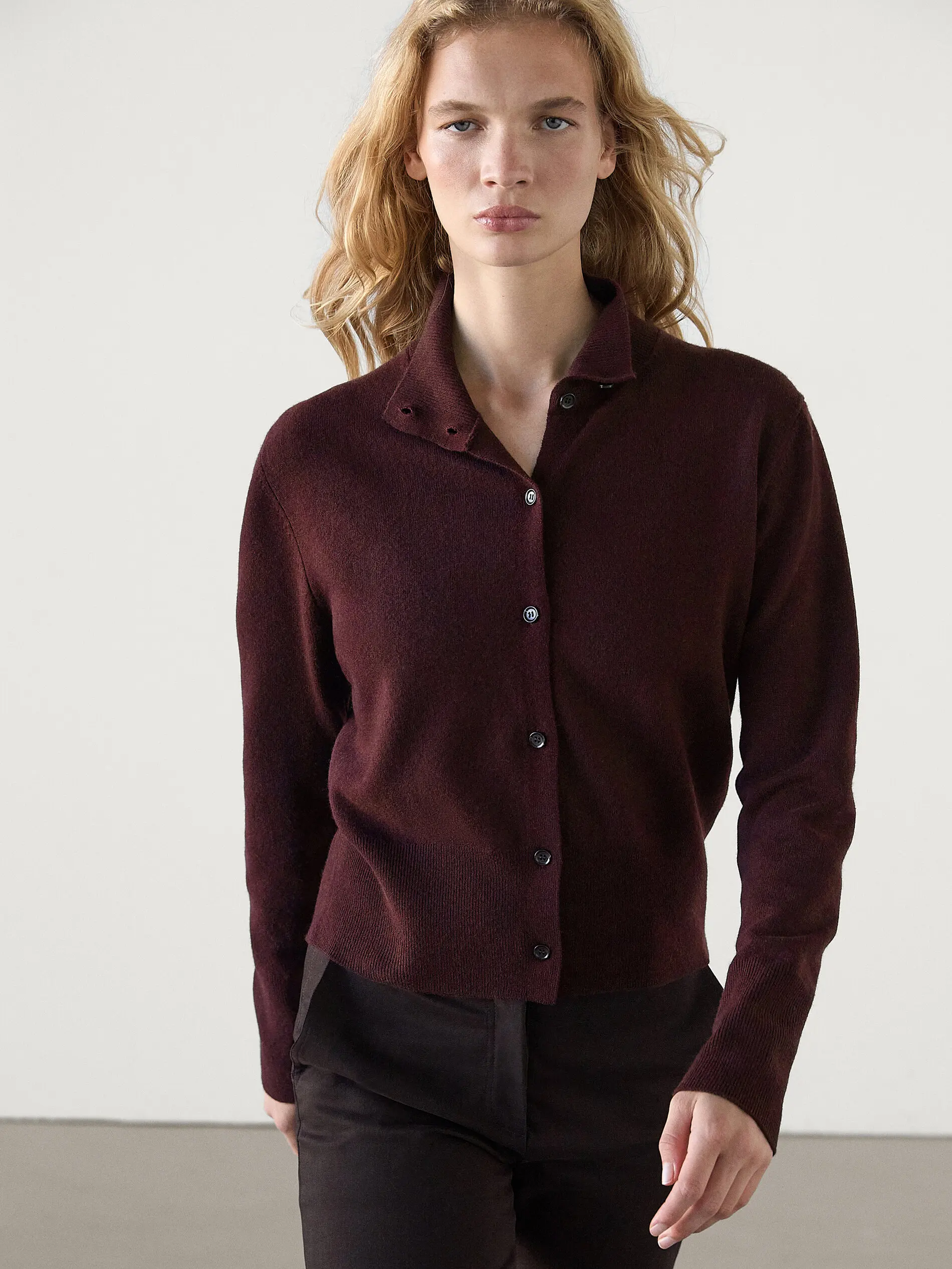

Ethereal MD 2025 massidutti spring new style of Ladies' casual fashion brown high-neck knitted cardigan short jacket