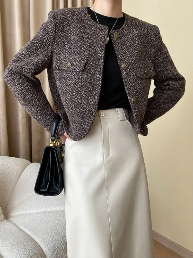 

Classic tweed jacket French chic with a little fragrance jacket short