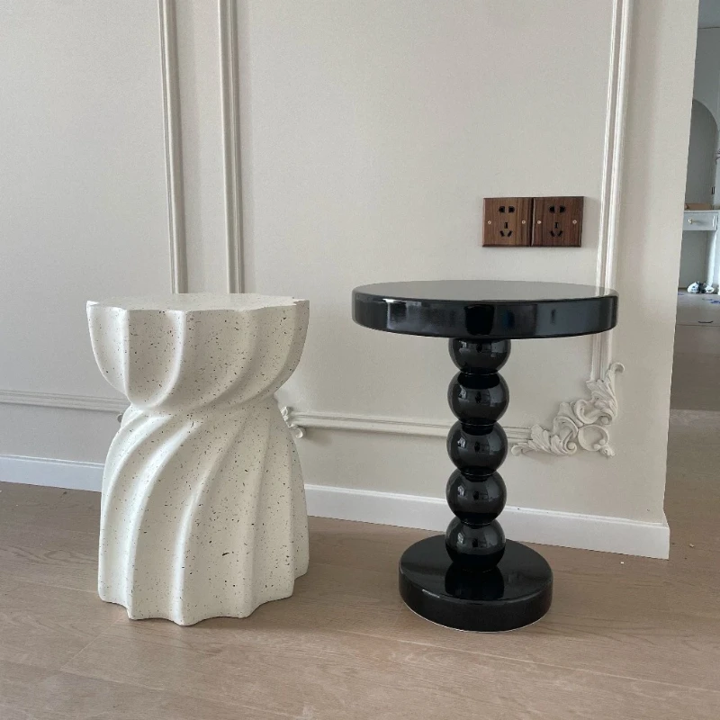 

Scandinavian Designer Side Table Small Round Coffee Table Ins End Table for Living Room Minimalist Modern Furniture for Homestay