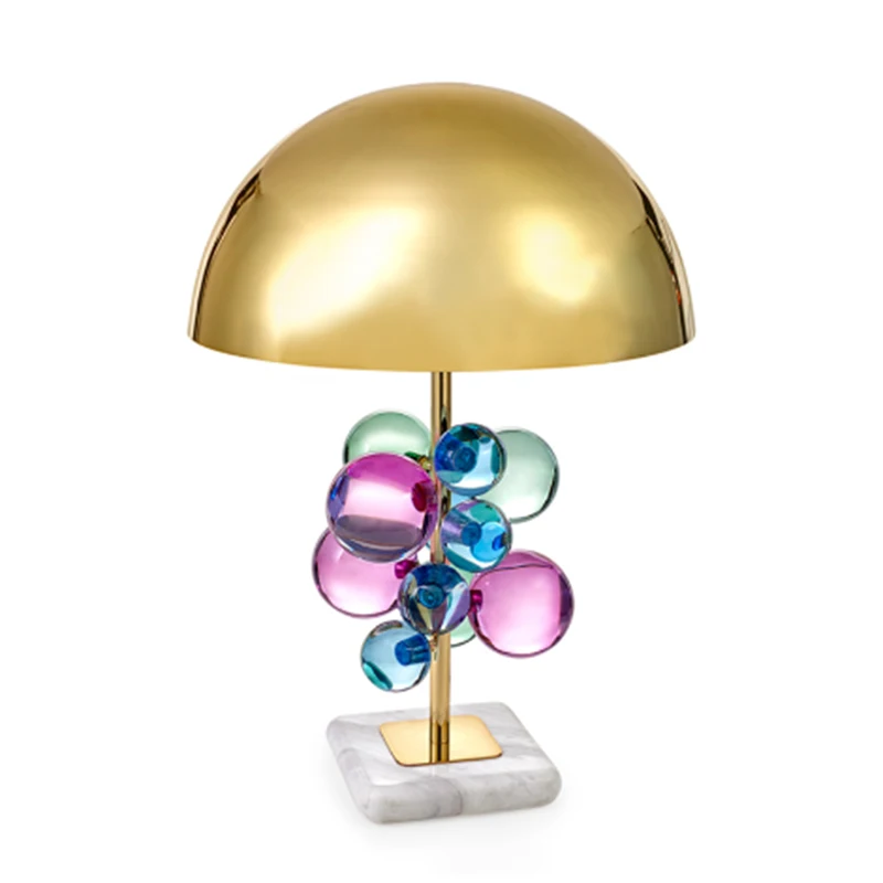 

Creative Golden Hardware Mushroom Design Desktop Decoration Light LED Multicolored Crystal Ball Bedroom Decoration Table Lamp