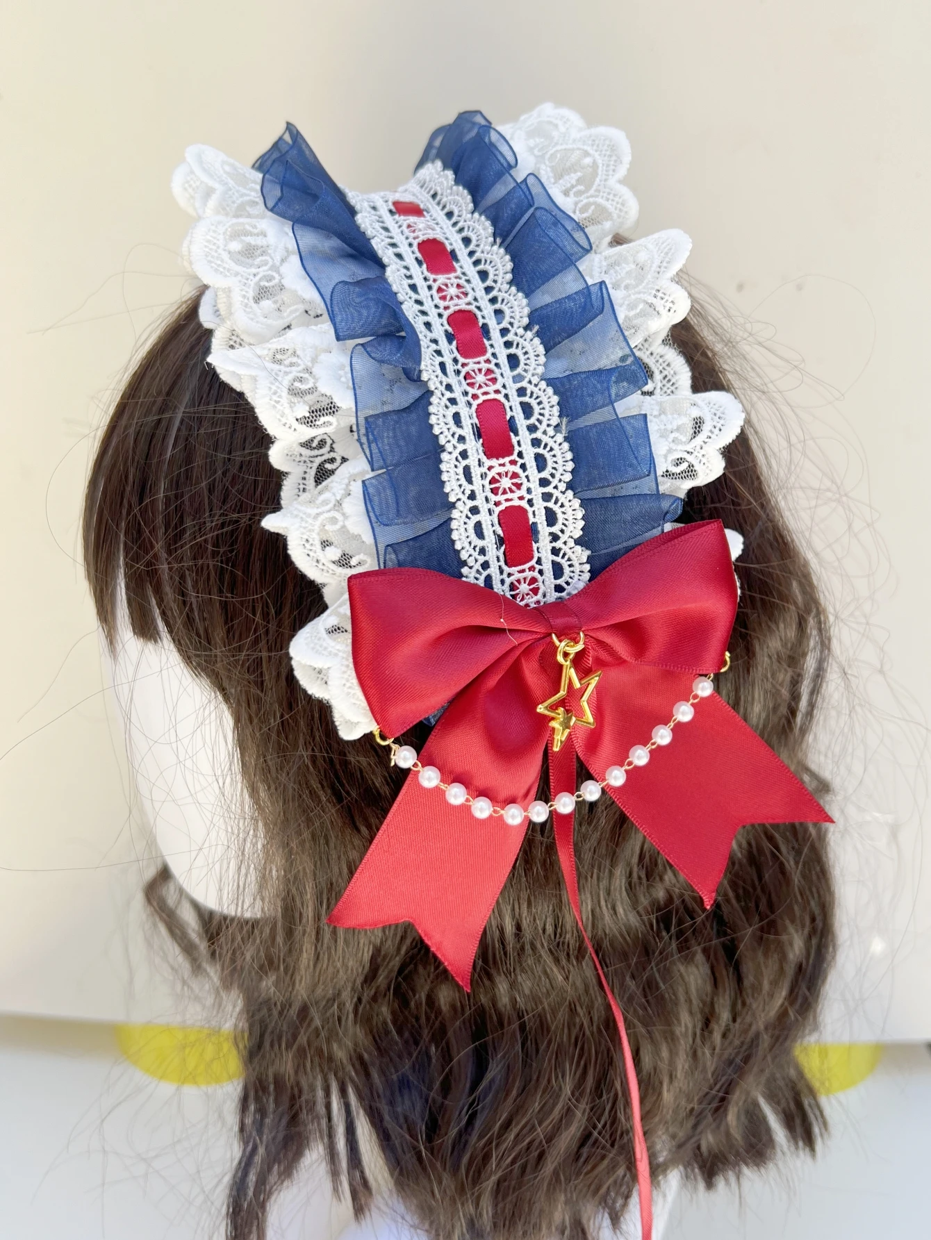 Cosplay Lolita Fascia larga in pizzo Fiocco con volant Fascia per capelli Catena di perle finte Croce Copricapo da cameriera per ragazza giapponese per le donne