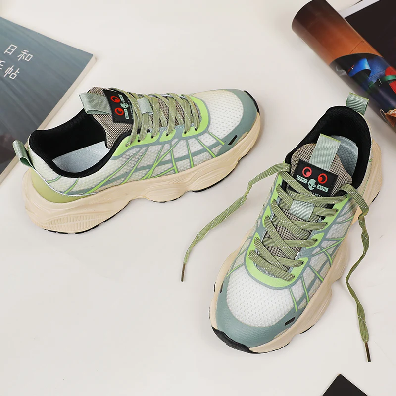 

2025 New Rretro Trendy Men Running Shoes Fashion Man Shoes Casual Shoes Comfortable and Lightweight Running Shoes Male Sneakers