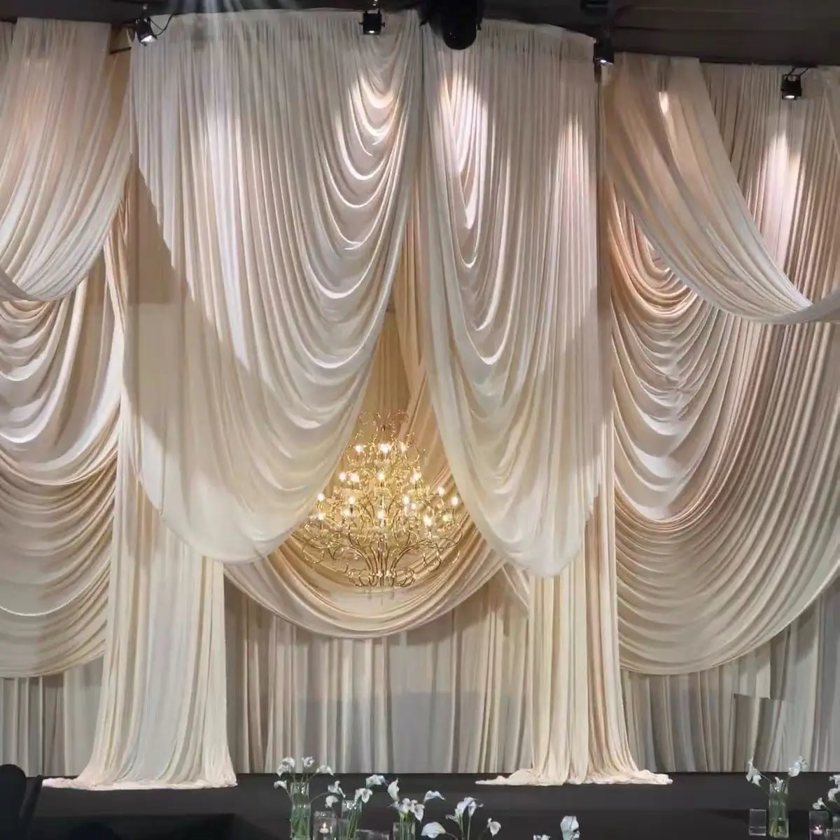 

Ткань из эластичного молочного шелка цвета шампань для декораций: фон для дня рождения, драпировка, цветочная стена, свадебная арка