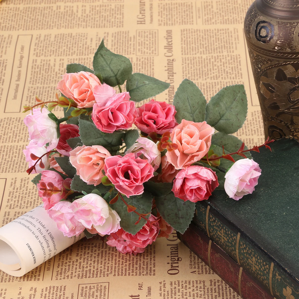 

Diamond Artificial Rose Flowers Bouquet Wedding Home Decoration Cake Table Craft Projects Reusable Simulation Fake