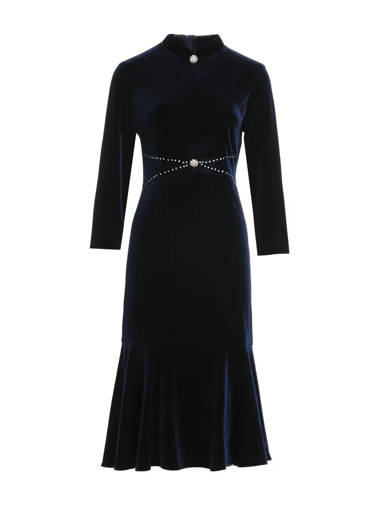A classic and elegant stand-up collar velvet dress for women new design style Chinese fishtail