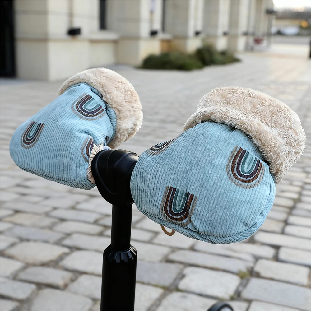 

Windproof Infant Stroller Gloves Children's Outdoor Sports Mittens Cartoon Printed Hands Warmer Scooter Accessory for Winter