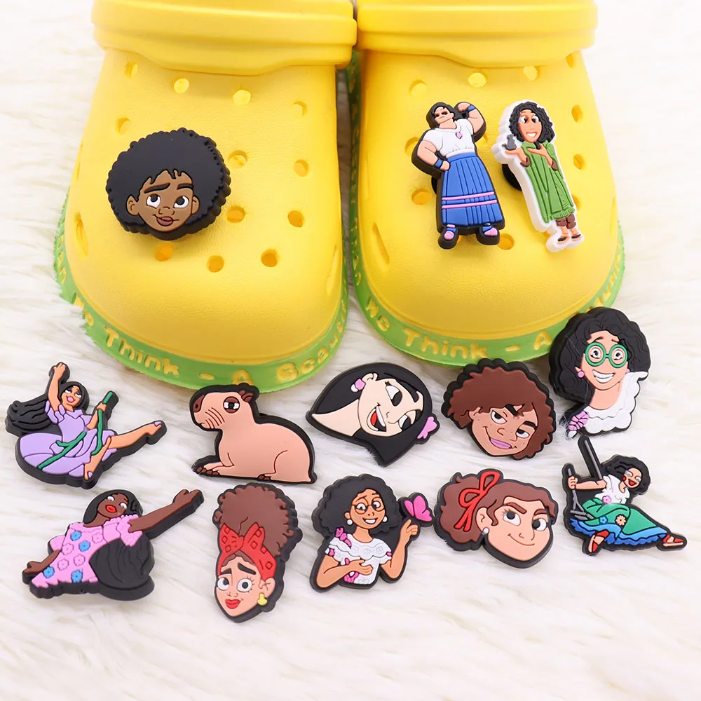 1-20 Stuks Pvc Schoen Charmes Miniso Disney Cartoon Encanto Magic Pvc Accessoires Schoenen Gespen Fit Polsbandjes Kids party Gift