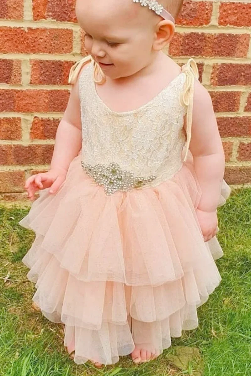 

Flower Girl Dress Toddler Gold And Pink Sleeveless With Lace Appliques And Beads Cake Skirt Fit Wedding Party Birthday Gowns