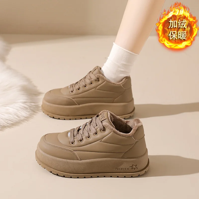 الشتاء المرأة الرجعية الدافئة أفخم منخفضة أعلى فلكنيز حذاء موضة تنوعا مريحة المخملية عدم الانزلاق أحذية رياضية قطنية مكتنزة