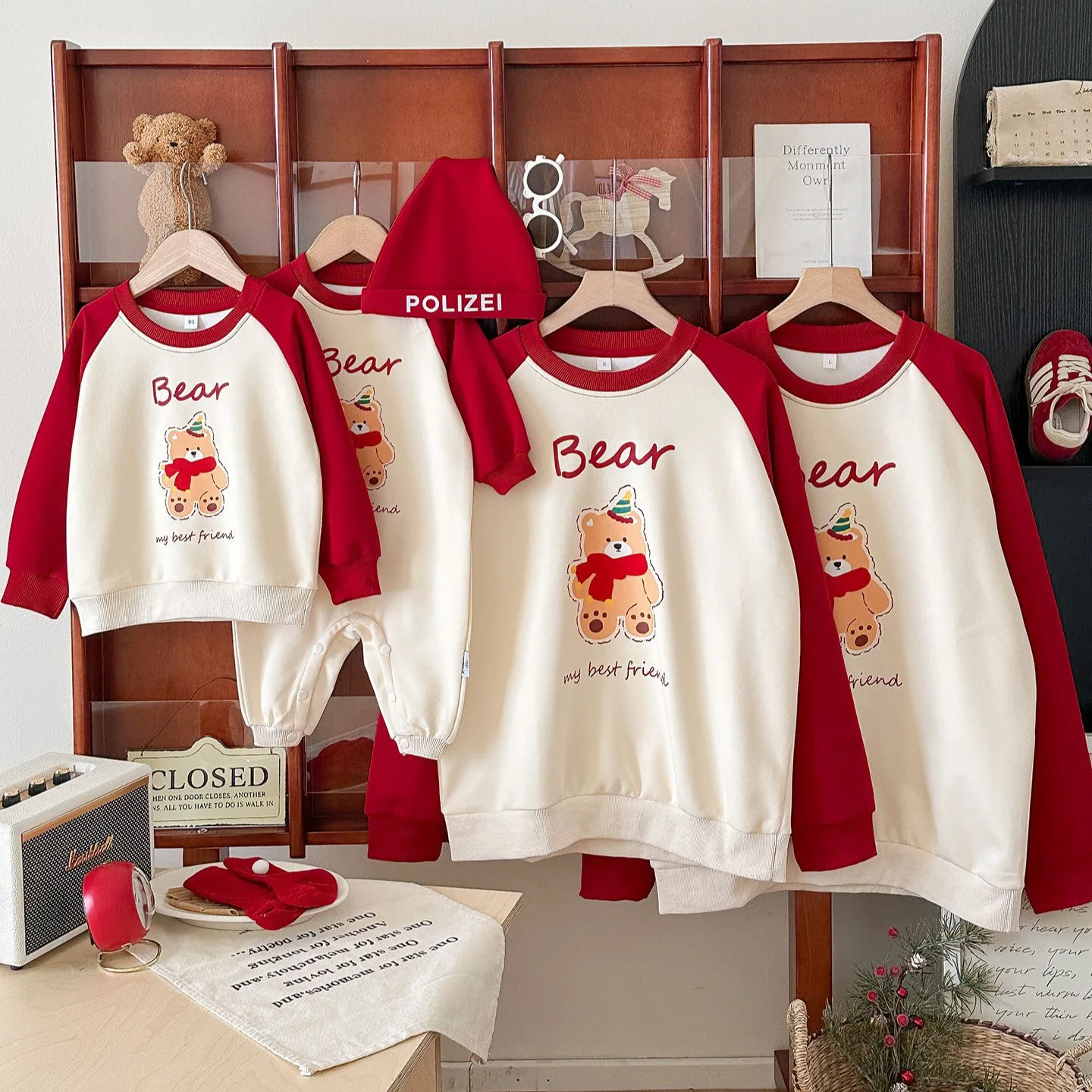 ‌2025 Autumn Family Matching Sweatshirts Round Neck Mother Daughter Tops Color Block Bear Print Long Sleeve Casual Clothes