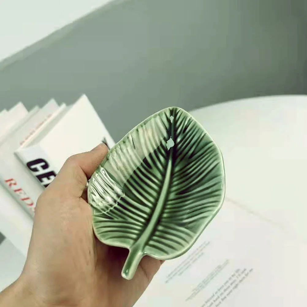 

Ceramic Green Leaf Jewelry Holder Elegant Ring Dish Decorative Multi-Function Jewelry Tray Desktop Trinket Plate