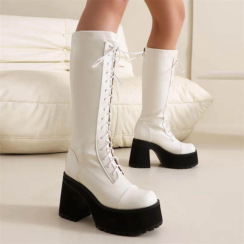 

YMECHIC, оптовая продажа, 2026, длинные сапоги из лакированной кожи, женская обувь на высоком каблуке на платформе со шнуровкой, женская обувь для ночного клуба, черный, белый цвет