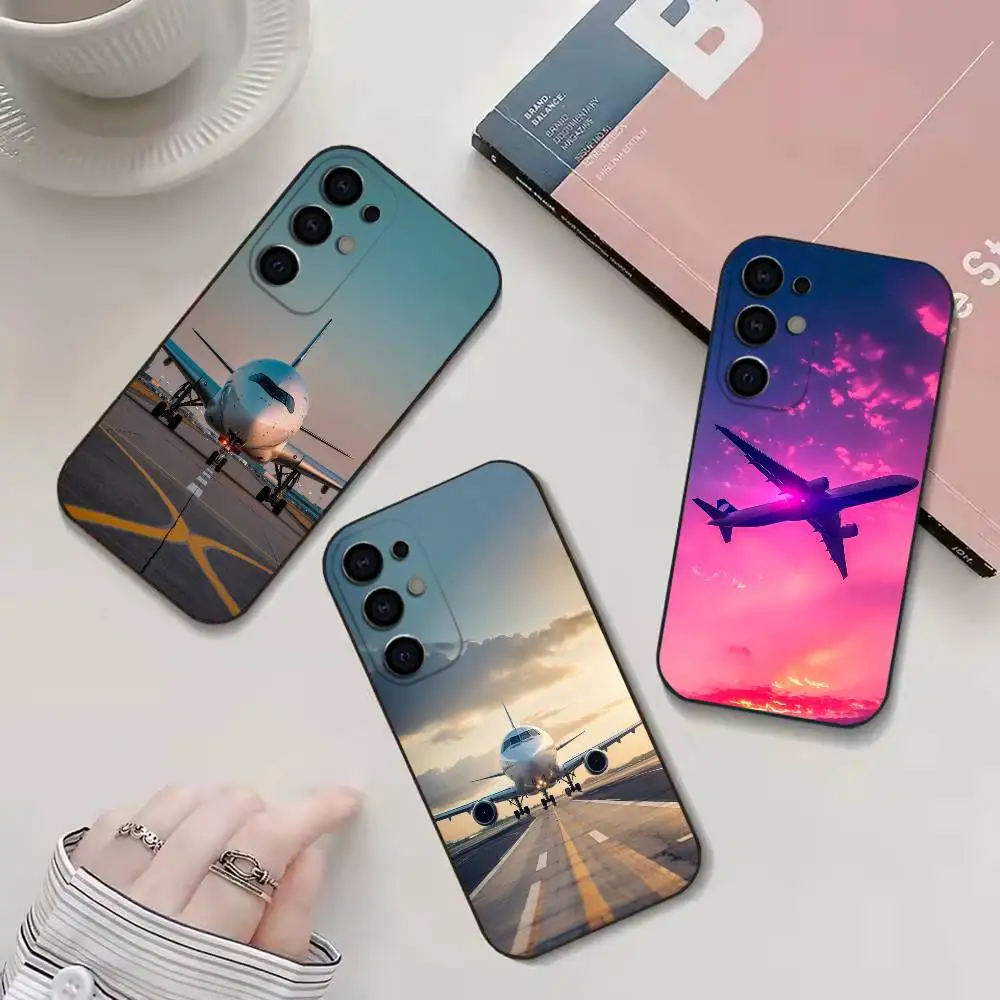 cool Airplane  Phone Case For Samsung S25,S24,S21,S22,S23,S30,Ultra,S20,Plus,Fe,Lite Black Shell