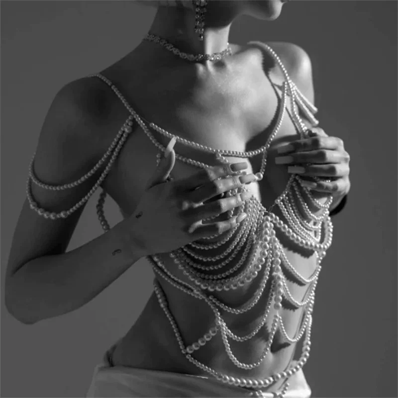 

Handmade CHICATWILL European Ins Sexy Lady Camis Pearls Beading Tops Beach Bra Elegant Sweet Woman Vest Body Chains Female