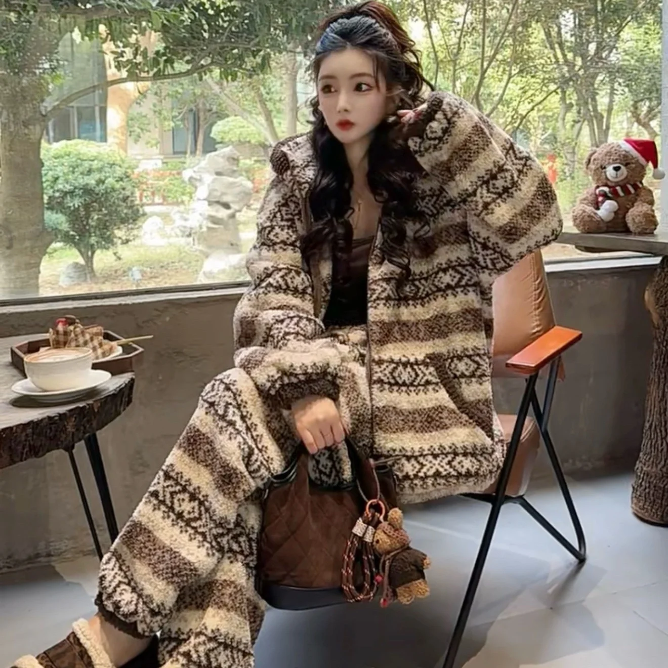 

Women's Coral Fleece Pajamas Thickened Autumn Winter Home Clothes Set Long Pants Long Sleeve Sleepwear with Hat And Zipper