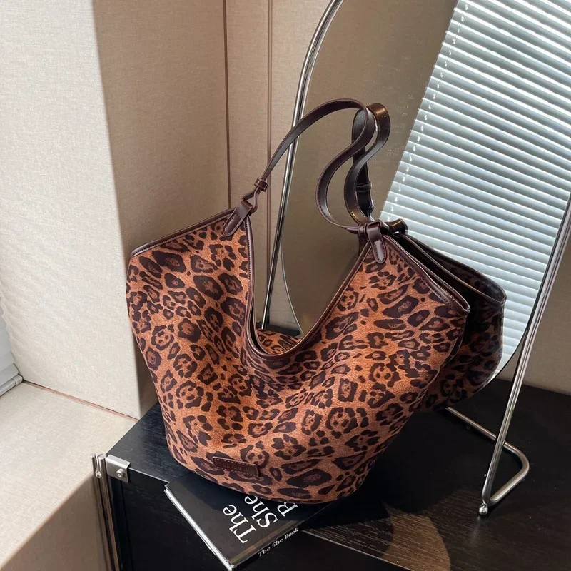Leopard Print Bag Women Tote Bags Woman Bucket Bag Women Shoulder Bags Small Tote Bag for Women Shopping Bags Bolsos De Mujer