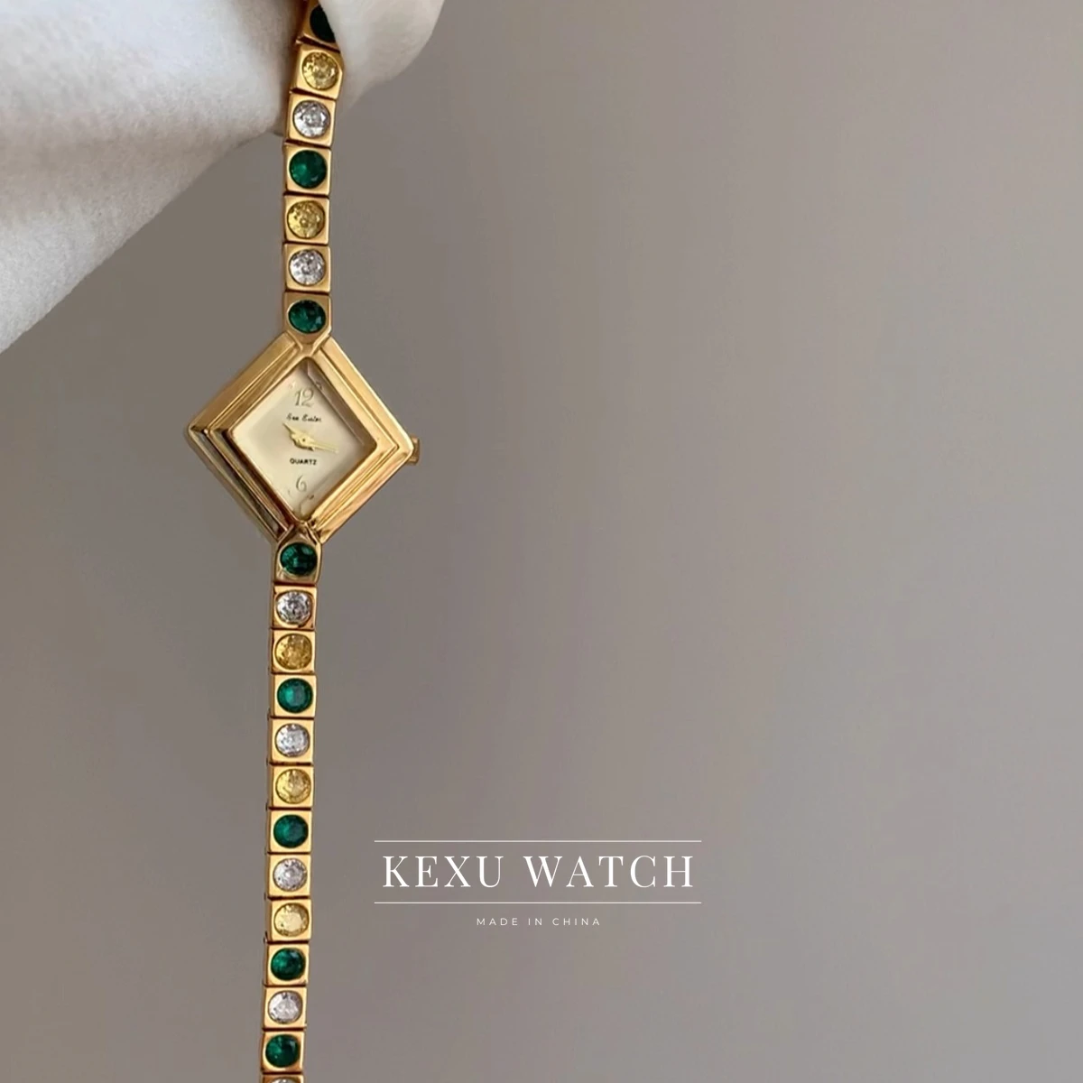 BS Watch Vintage-inspired Golden Rhombus Face Watch for Women, Elegant Green/Yellow/White Cubic Zirconia Ladies Watch