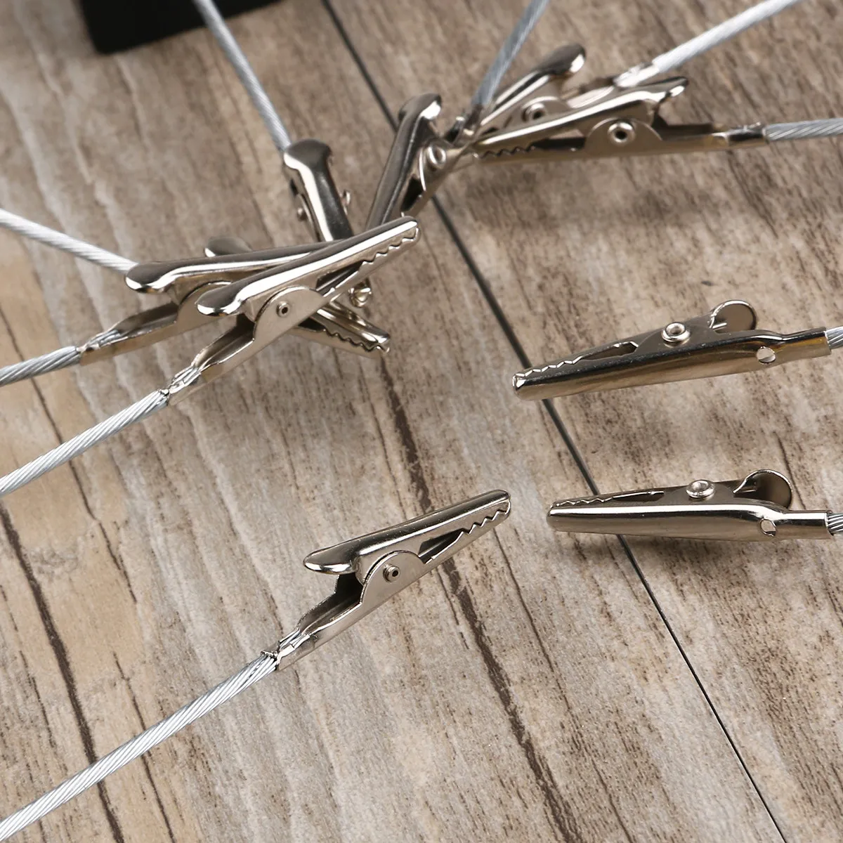 

10Pcs Black Stainless Steel Memo Holder Clips Cube Base Desktop Note Photo Clip Office Document Organizer Memo Clips