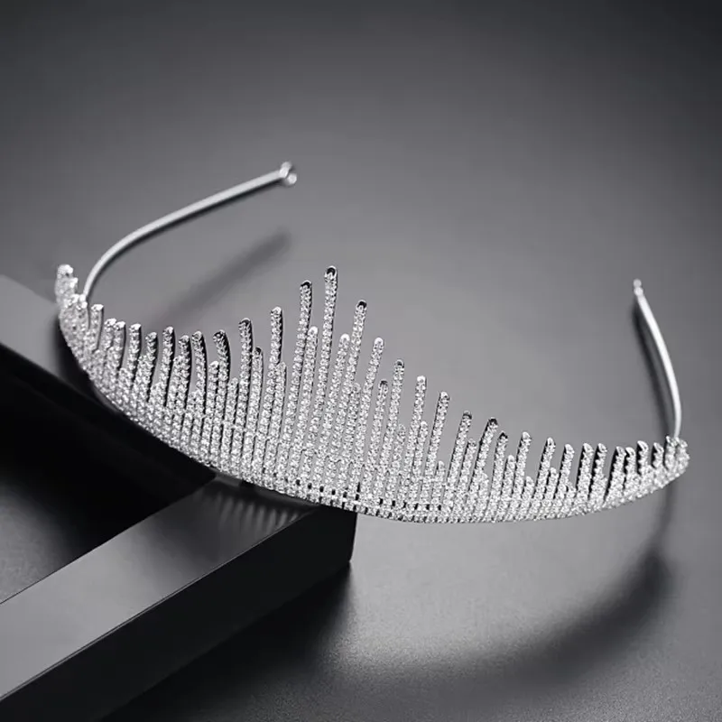 

European Fashion Hair Crown Women's Hair Accessories Exquisite Banquet Wedding Gift Tiaras Headpiece Jewelries