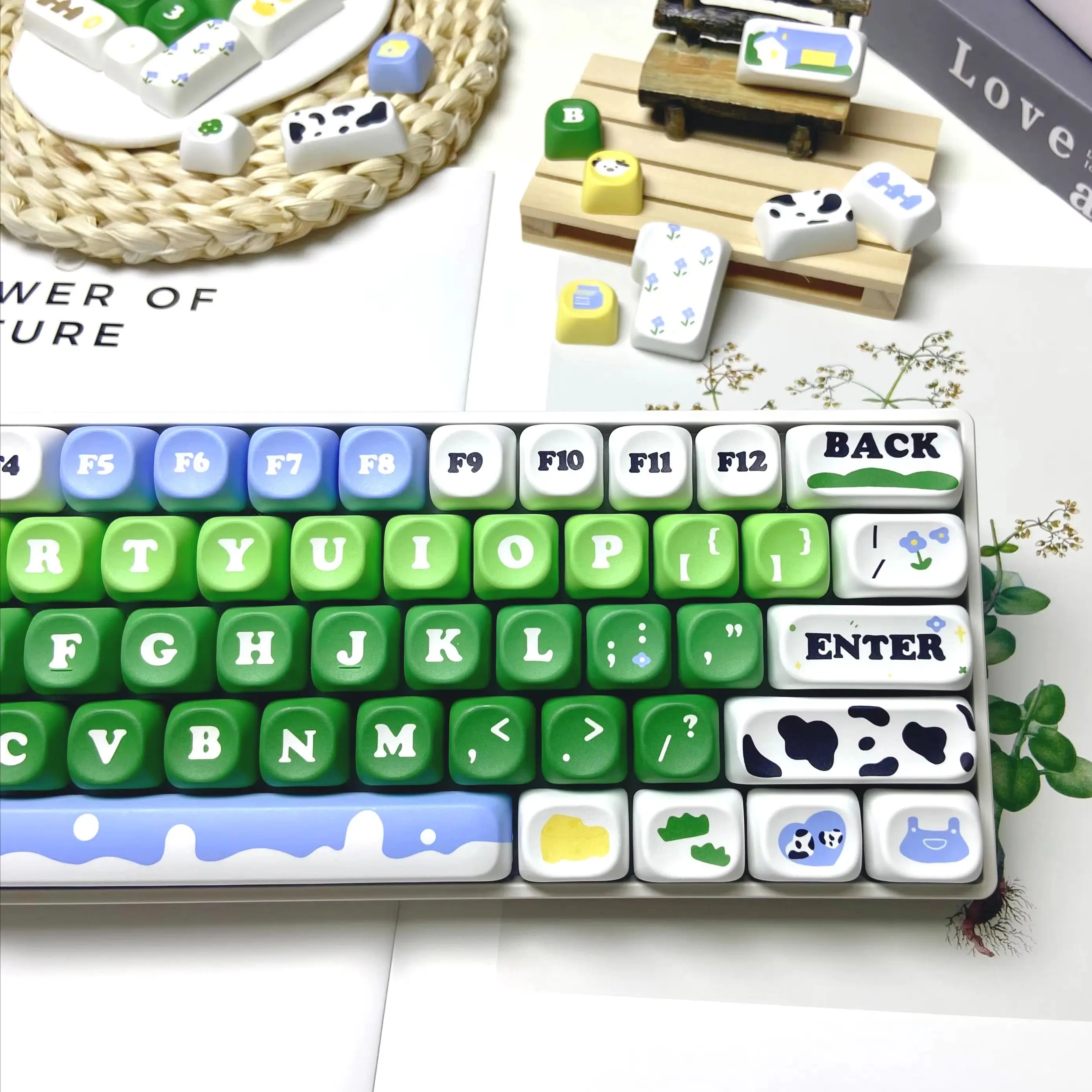 

Cute Cow Pasture Keycaps Set Green MOA Key Caps Customized Personalized Replacement for Mechanical Keyboard Gaming Office Work
