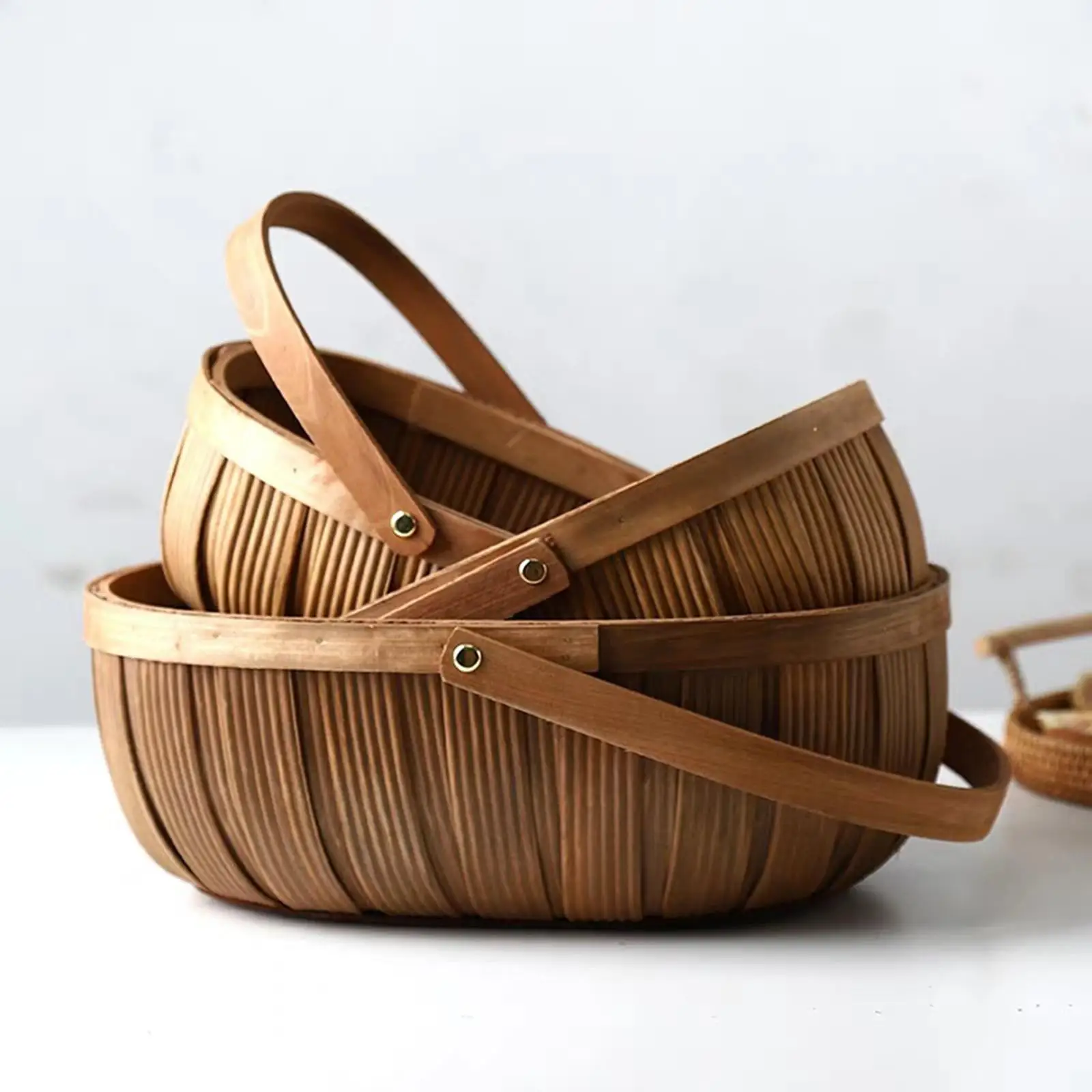 Wood Chip Picnic Basket with Handle Wicker Woven Farmhouse Decor Garden Basket for Bath Toy Kids Toys Sturdy Multifunctional