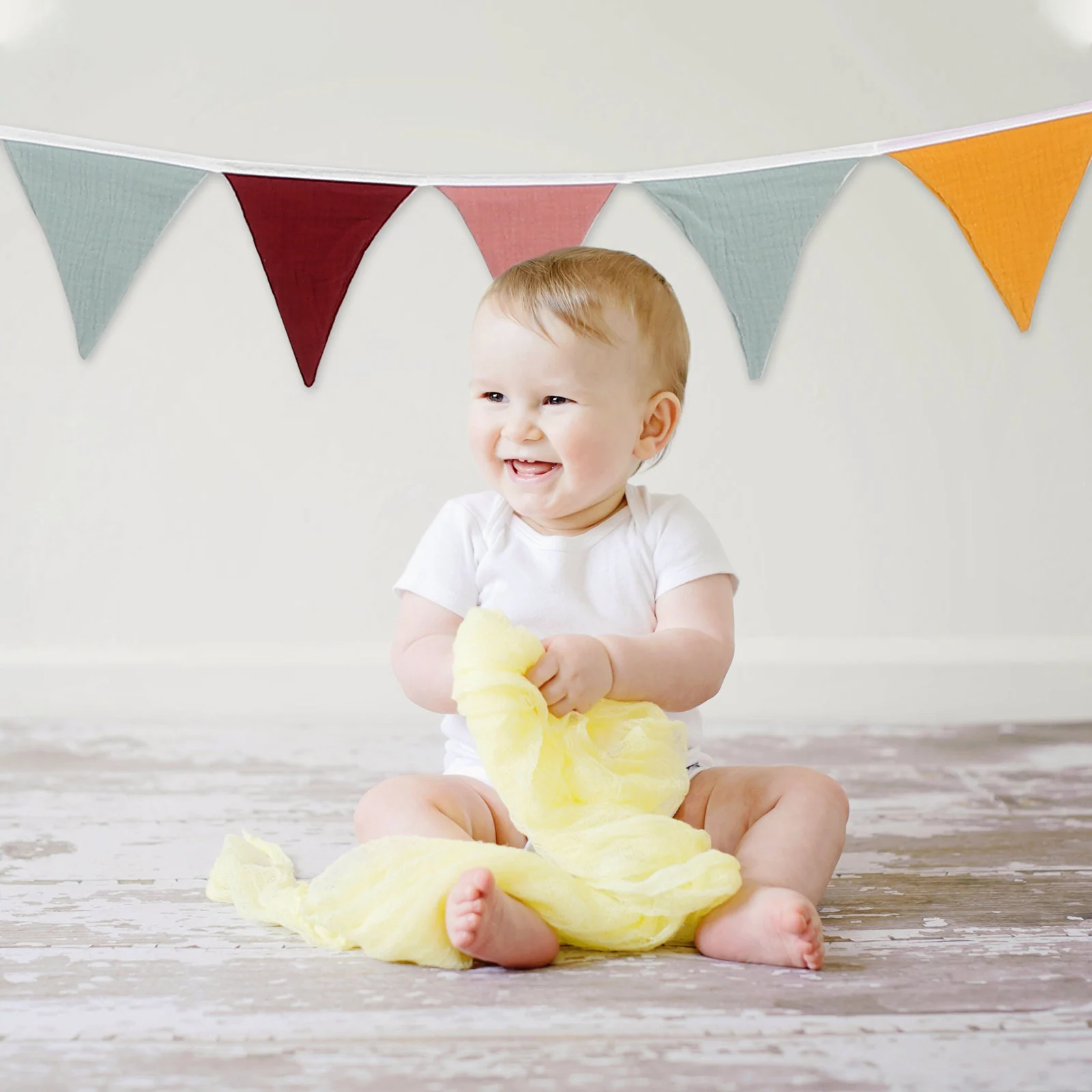 

Party Bunting Banner Hanging Triangle Garlands Soft Cloth Material Festive Atmosphere Birthday Graduation Wedding Decor