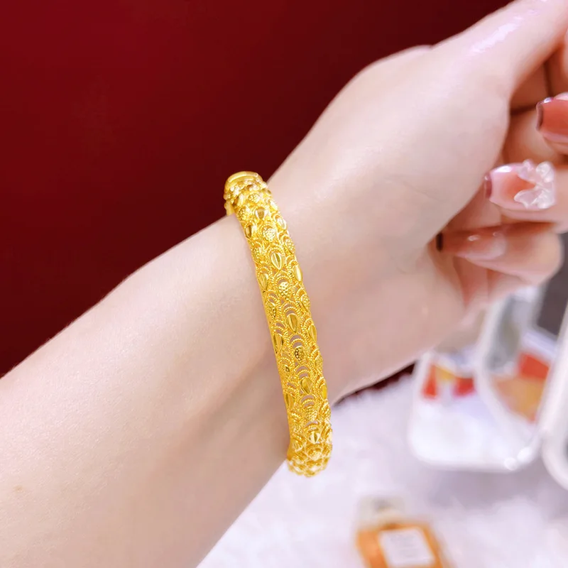 QEENKISS Vintage Gold Flower Bracelet For Women Hollow Bangle Wedding Party Birthday Christmas Bride Mother LadyGirl Gift BT5315