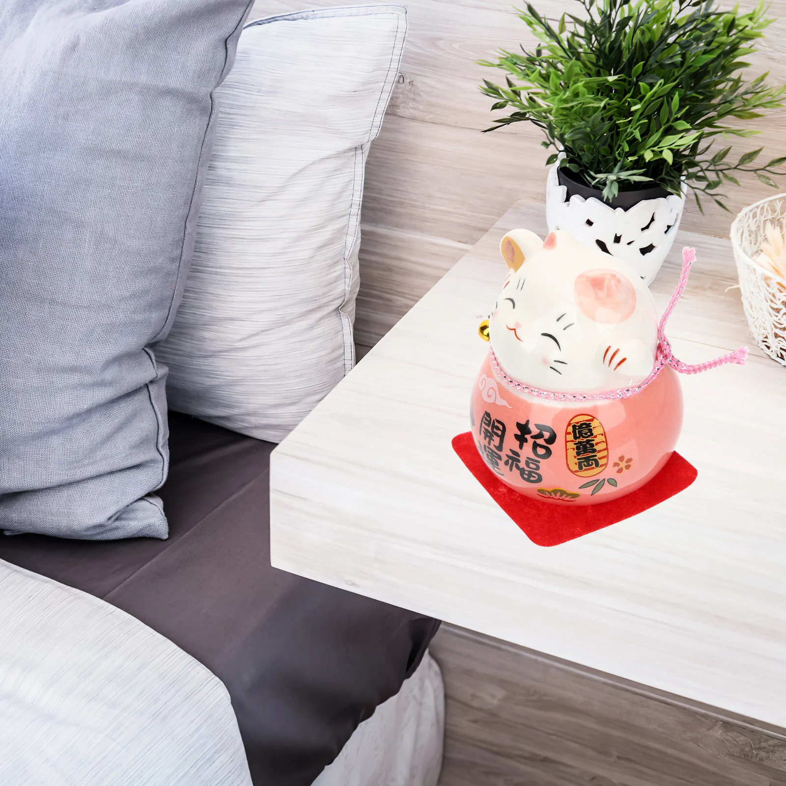 

Ceramic Cat Desktop Ornament Japanese Style Miniature Tabletop Decoration Home Study Office Gift