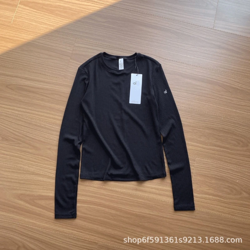 חולצת ספורט לנשים עם שרוול ארוך