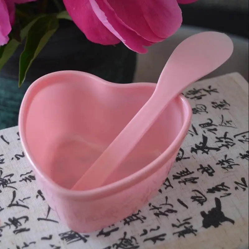 6/12 Uds. Cuenco mezclador de mascarilla Facial en forma de corazón con raspador de plástico herramienta de cuidado de la piel DIY, adecuado para la familia y el salón