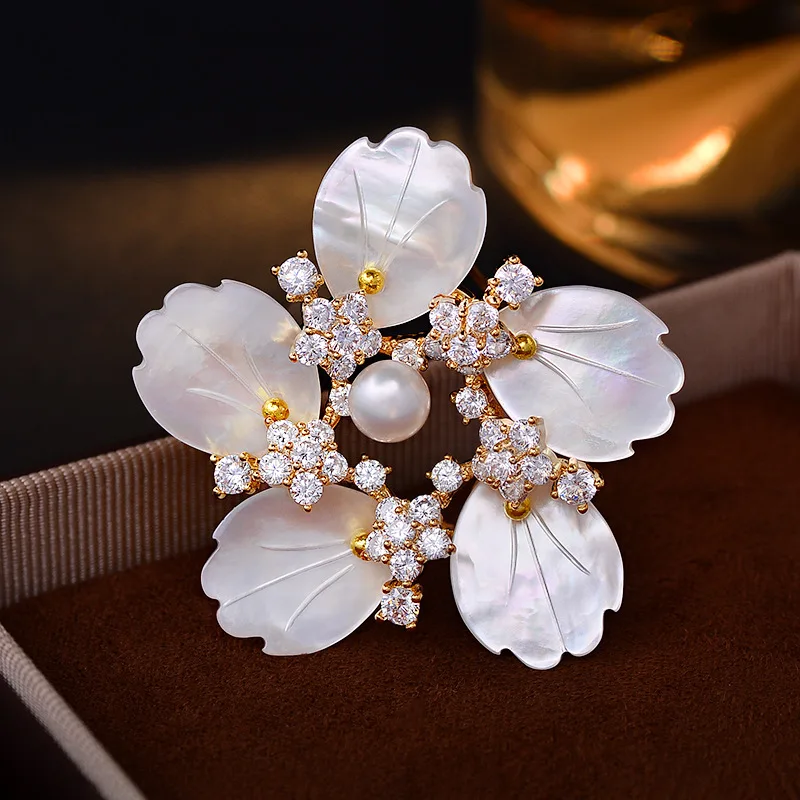 OKILY Luxury Natural Shell Cherry Blossom Brooch Temperament Freshwater Pearl Flower Brooches Elegant Atmosphere Accessories Pin