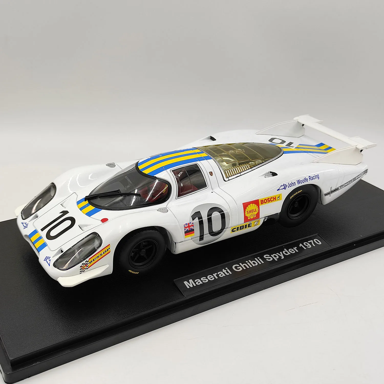 

Flaws 1/18 Scale Le Mans Maserati Ghibli Spyder 1970 #10 Alloy Car Model