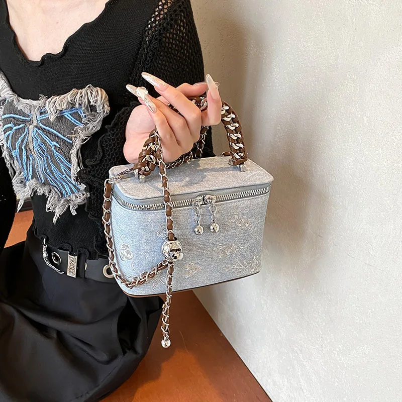 Denim Handheld Box Small Square Bag For Women New Fashion Versatile Chain Crossbody Bag Flower Pattern Embroidery Cowboy Bag