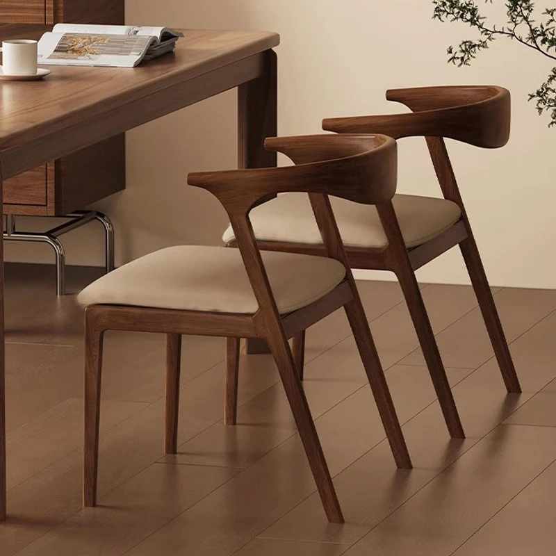 Light luxury modern solid wood dining chair