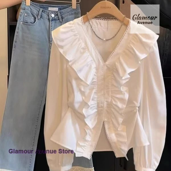 

French lace V-neck white fashion shirt female summer new design sense temperament Lotus leaf long sleeve Joker casual top.