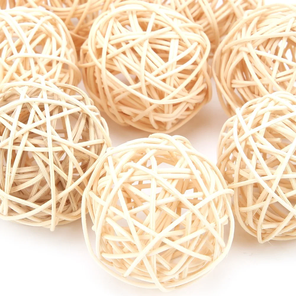 10pcs Handwoven Rattan Chew Balls Small Size Pure Color Small Animal Chew 5CM Diameter Safe And Harmless Bird Beak Grinding