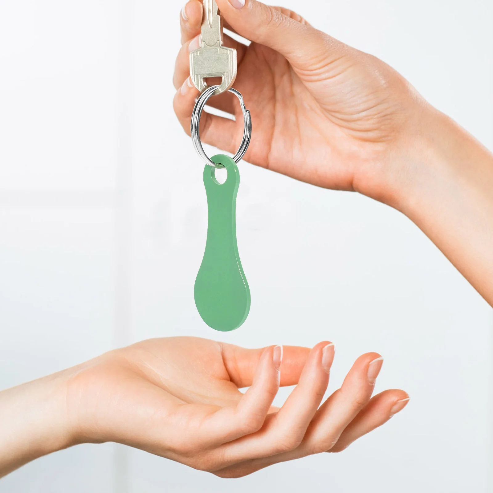 Shopping Cart Keychain Trolley Token Rings Keyring Coin Ornament Decoration Remover Pendant