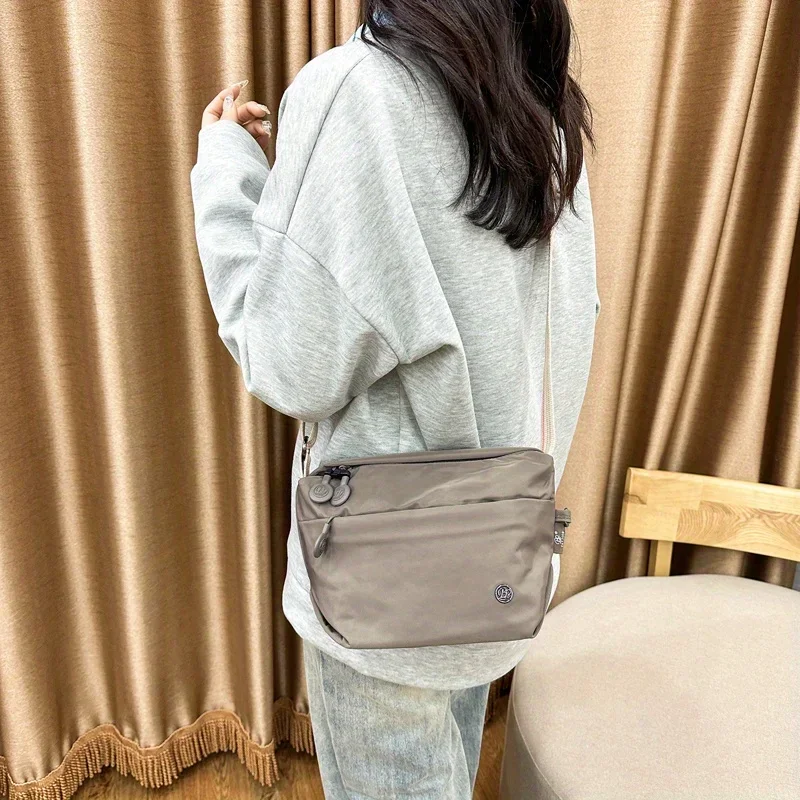 Ultra-light Nylon Crossbody Bag for Women Adjustable Wide Strap Lightweight Women's Bag Zipper Closure Stylish Messenger Bag