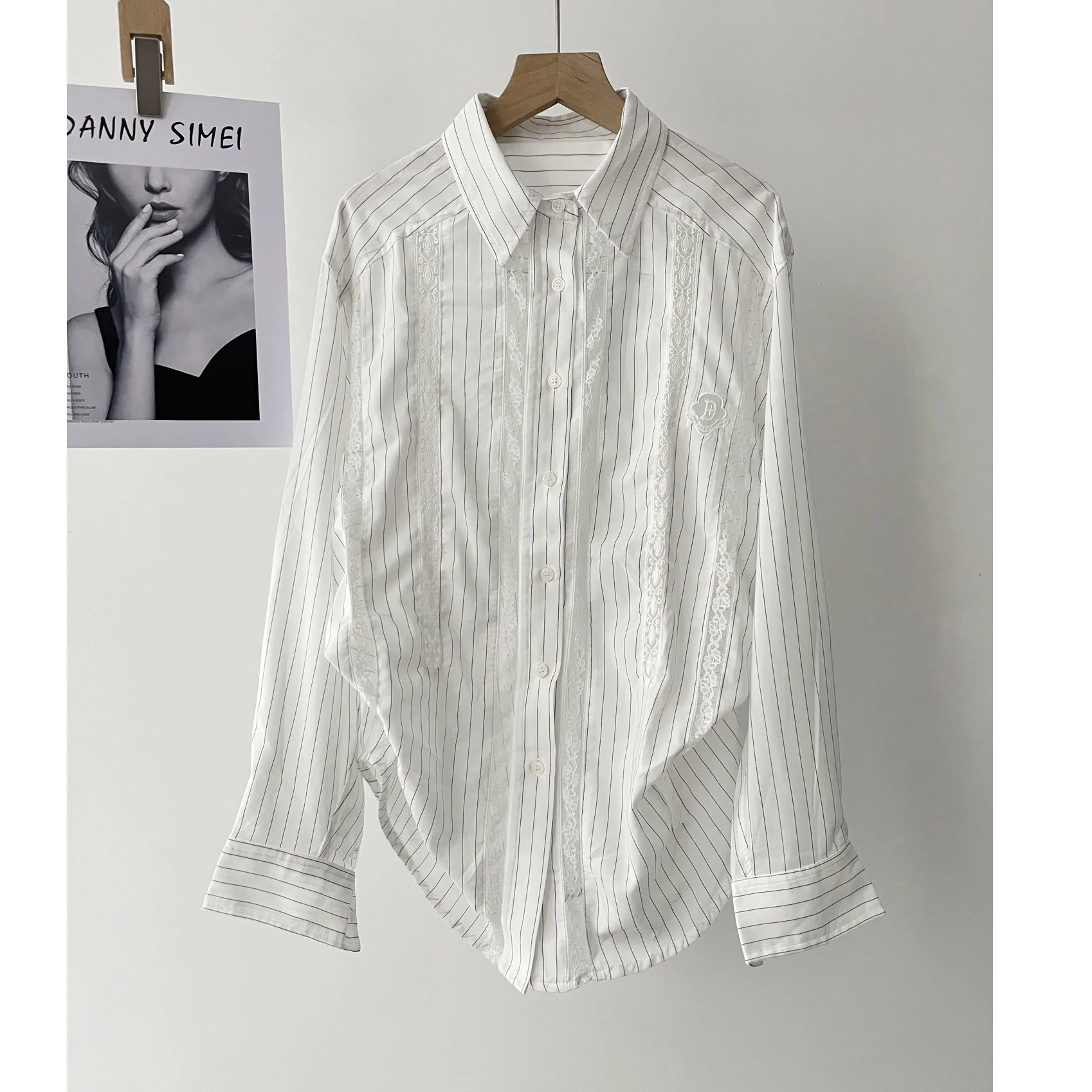 

Lace Embroidery Casual Loose Long Sleeve Shirt Striped Temperament Sunscreen Top Women's Autumn 081-1140