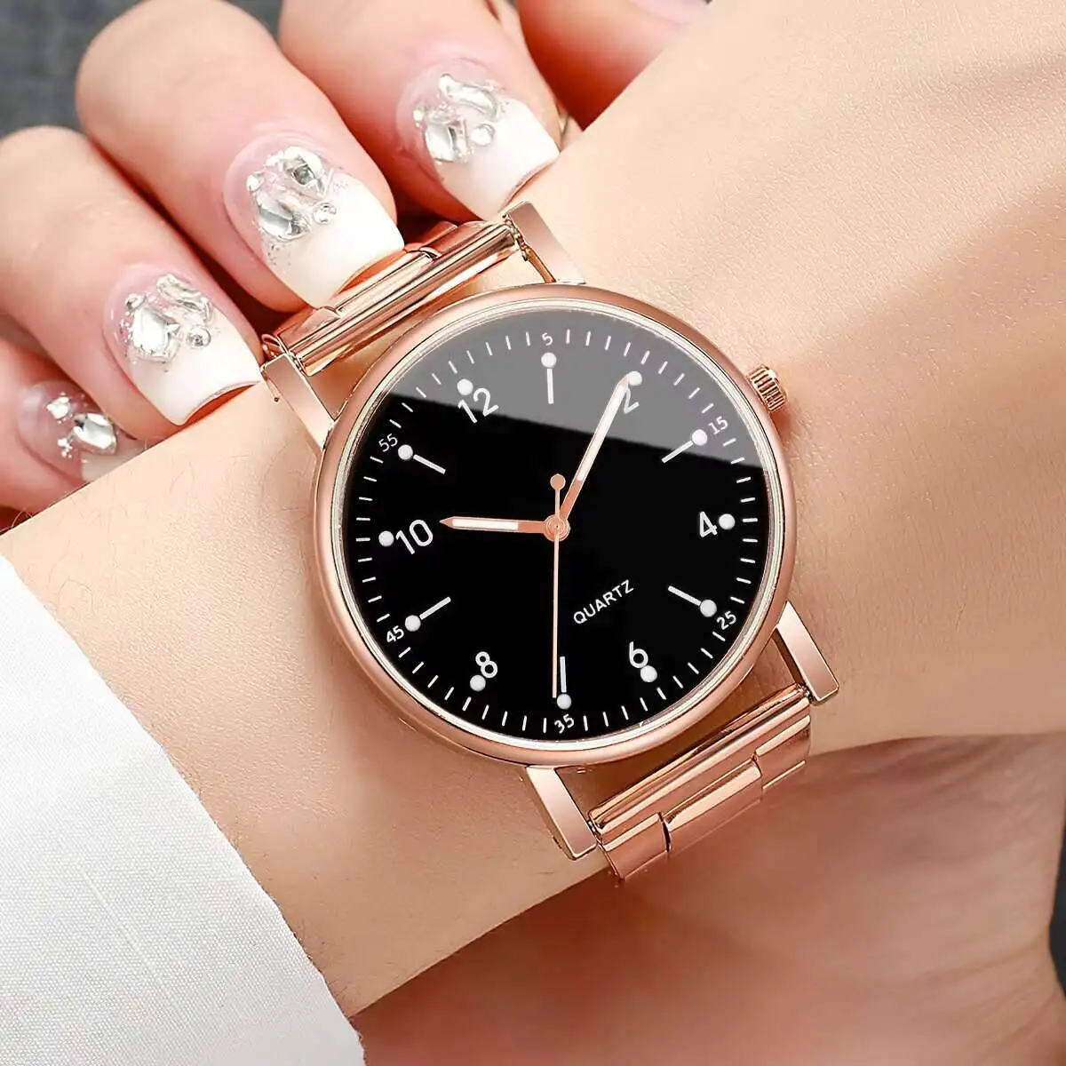 Fashion Women Watches Casual Arabic Dial  Alloy Band Wristwatch for Ladies Clock Reloj Mujer（Without Box）