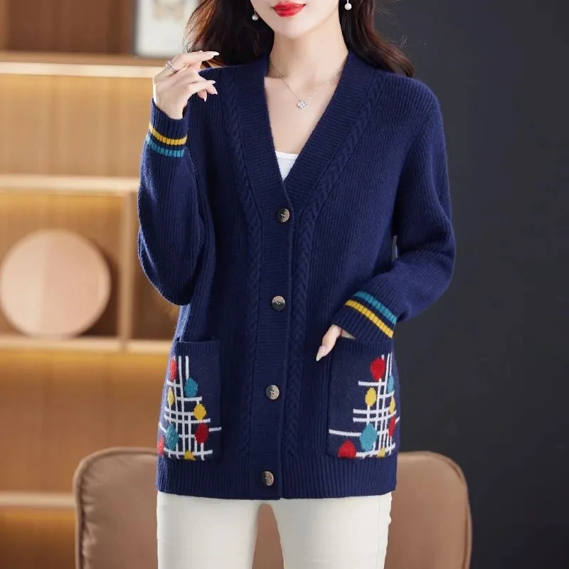 Moda damska sweter rozpinany koreańska odzież jesienno-zimowa kurtka kieszenie z dekoltem w kształcie litery V wszechstronne Casual z długim rękawem płaszcze z dzianiny