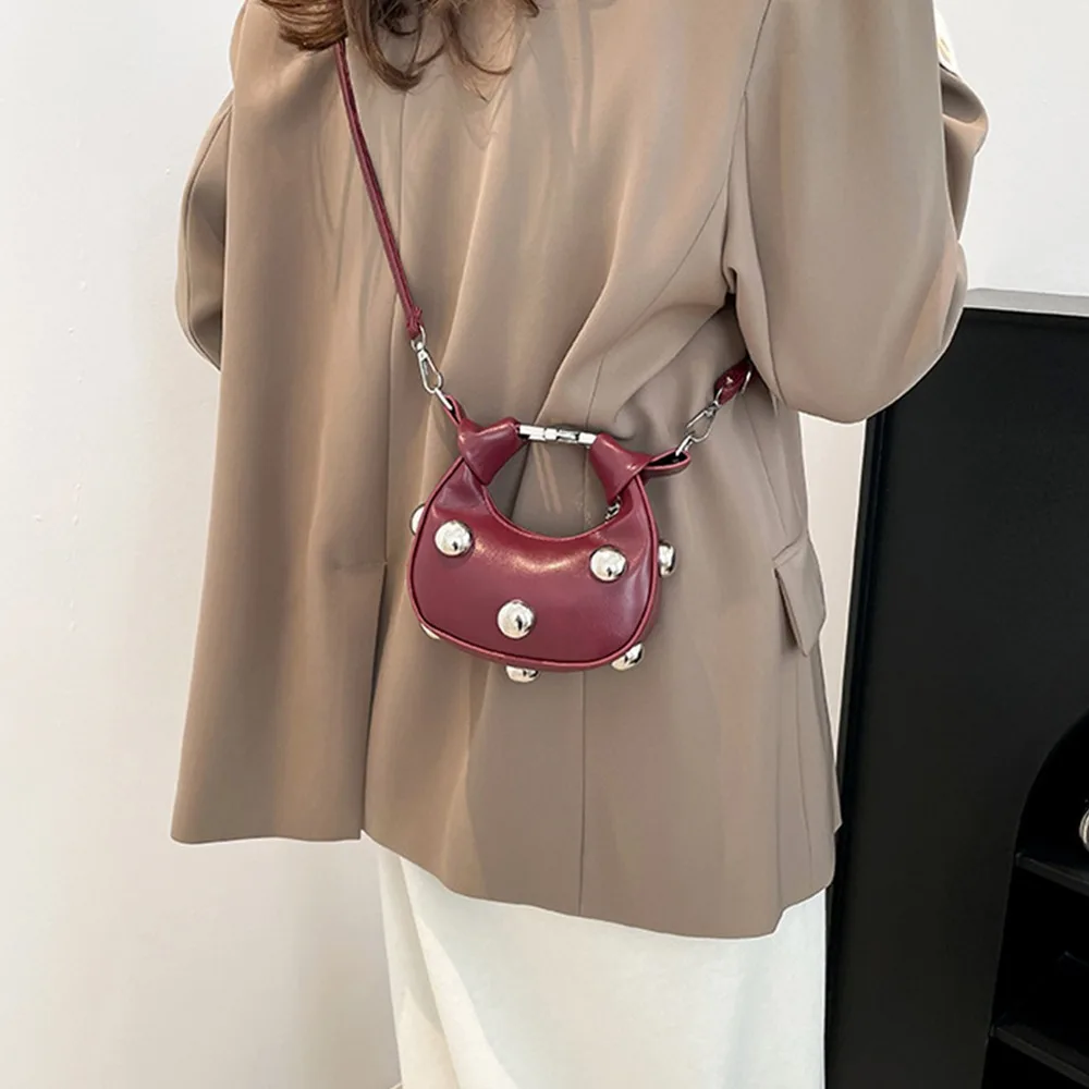 

Creative Retro Mini Riveted Handbag PU Korean Style Small Crossbody Bag Luxury Solid Color Single Shoulder Bag Outdoor
