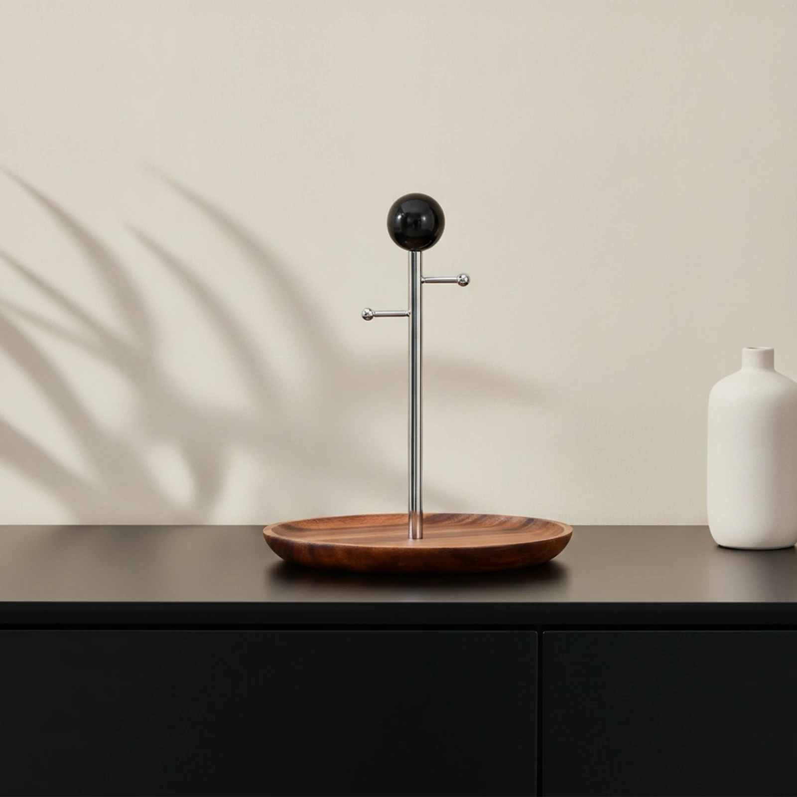 Key Holder with Hooks Modern Key Holder with Wooden Base Jewelry Tray with Metal Post Space-Saving Valet Stand Stylish