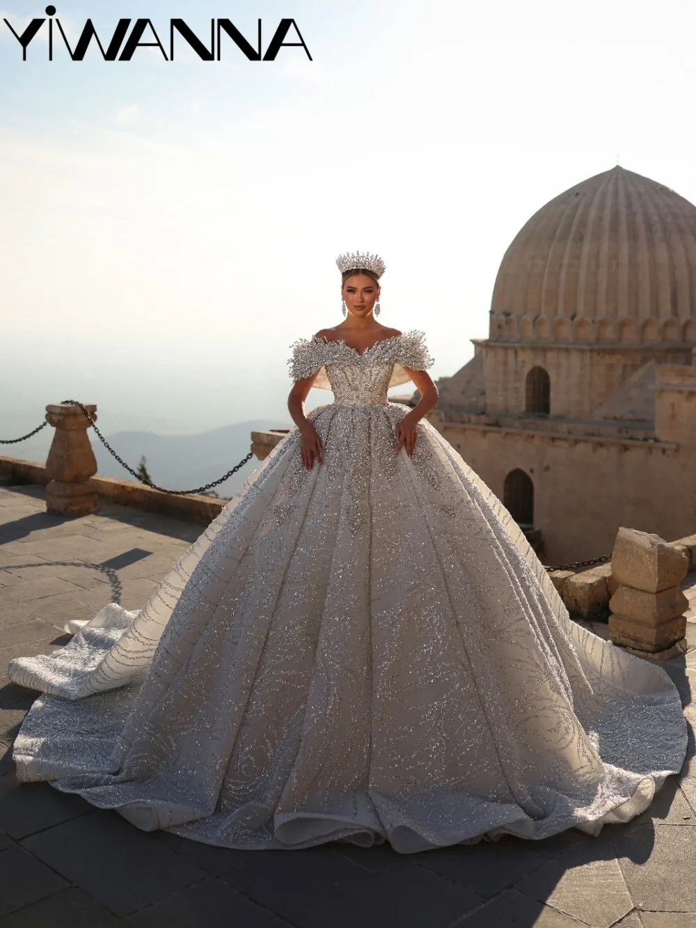 Princess Exquisite Crystal Beaded Wedding Dress Attractive Off Shoulder Bridal Gown Customized Floor-length Dresses For Bride