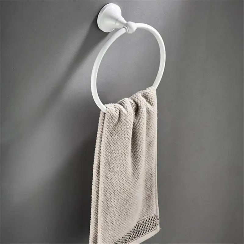 

Многофункциональные металлические овальные кольца для полотенец для ванной комнаты Держатель для полотенец с тиснением на для