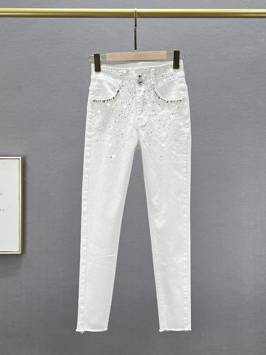 

Белые облегающие джинсы с высокой талией для женщин, весна-лето, новые, укороченные брюки-карандаш, украшенные стразами, из эластичного хлопкового денима