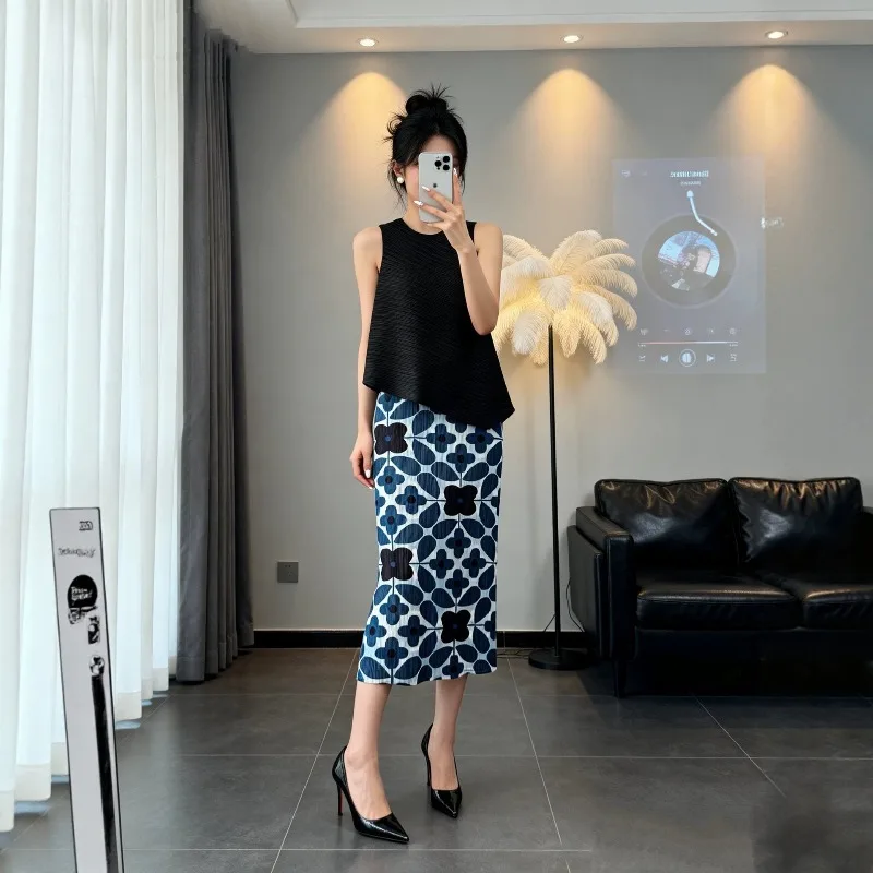 Miyake Pleated 2026 New Blue Floral Print Skirt High Waist Slimming Straight Mid-Length Skirt Artistic Fresh Versatile Pleat