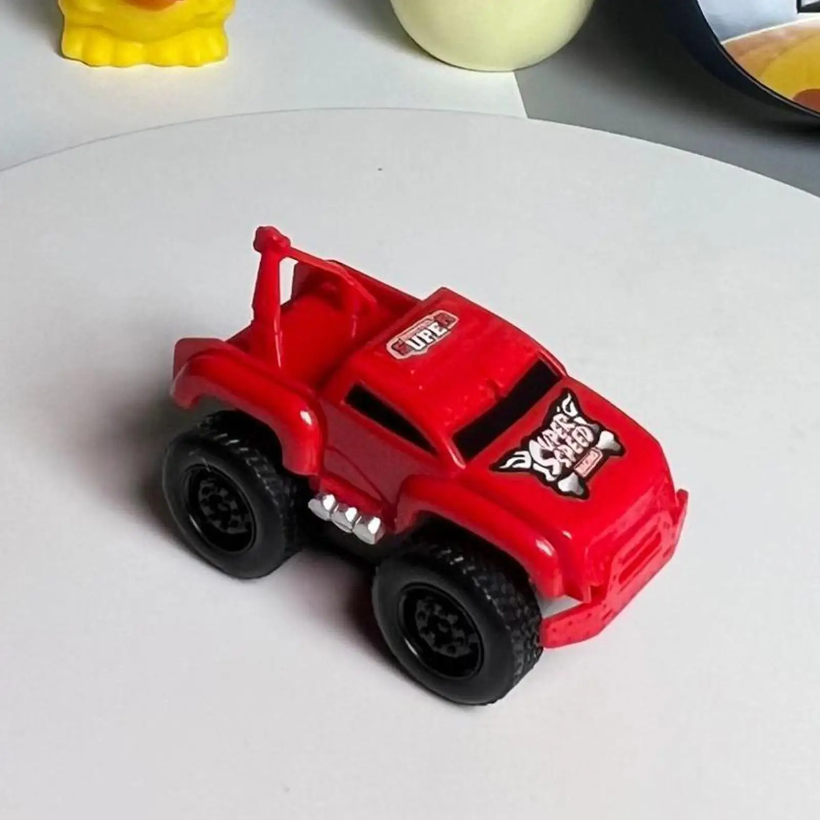 ABS Magnetic Inertial Wall Toy Car Car On Wall Toy For Tots Kids Boys Girls Bedroom Playroom Nursery Preschool Classroom Home
