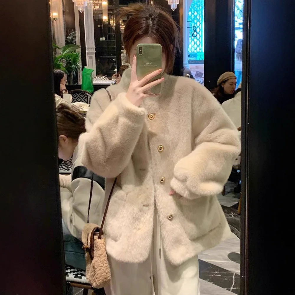 

Женская меховая куртка из кожи и меха, однобортная короткая плюшевая куртка-стойка, куртки из искусственного норкового меха, зимняя теплая пушистая верхняя одежда